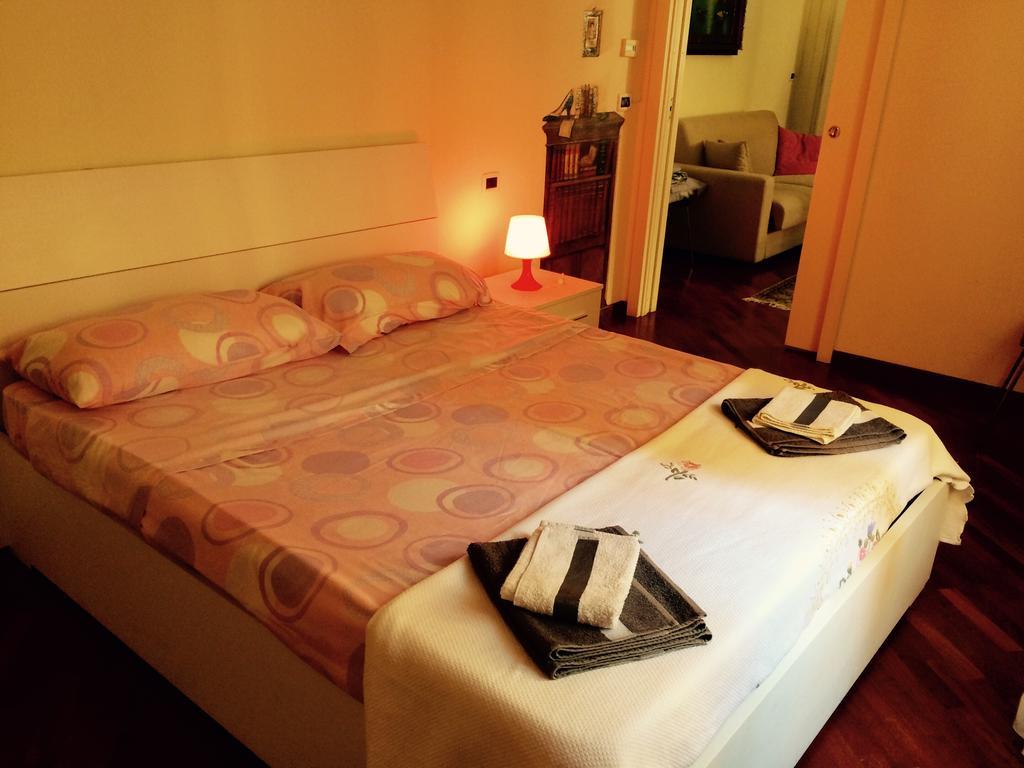 Tl Palazzo Fantuzzi Apartment Bologna Room photo