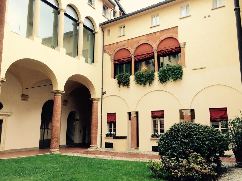 Tl Palazzo Fantuzzi Apartment Bologna Room photo