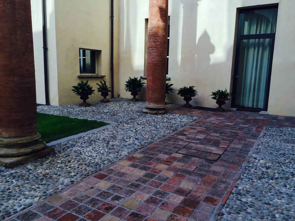 Tl Palazzo Fantuzzi Apartment Bologna Room photo