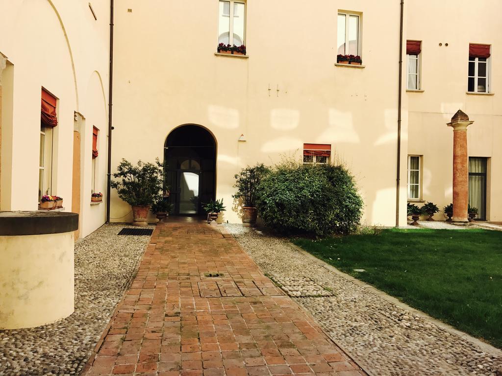 Tl Palazzo Fantuzzi Apartment Bologna Exterior photo